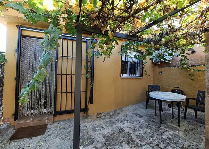 El Patio De Rio Lozoya